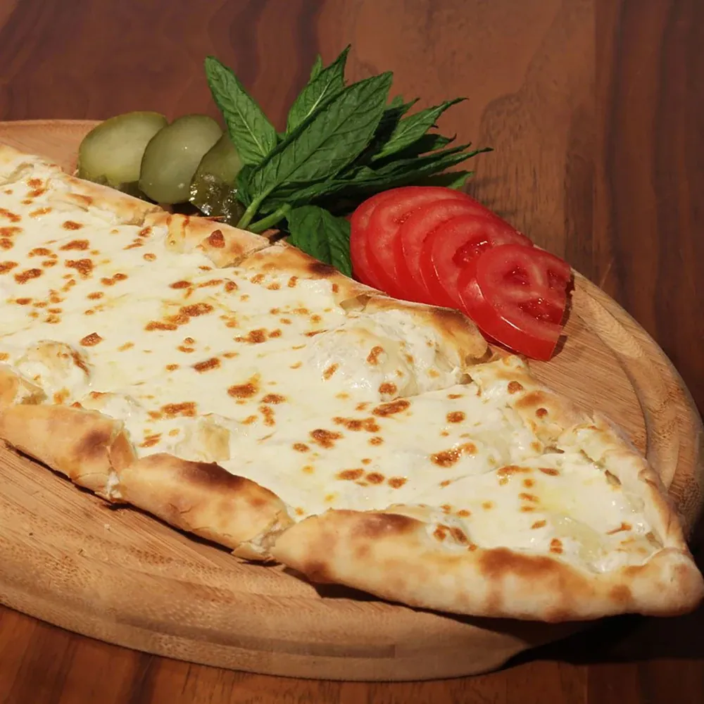 Kaşarlı Pide - Efendi Usta Konak Kebap Sancaktepe