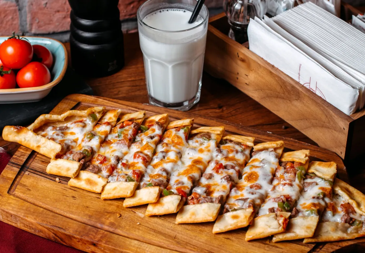 Kuşbaşı Kaşarlı Pide - Efendi Usta Konak Kebap Sancaktepe